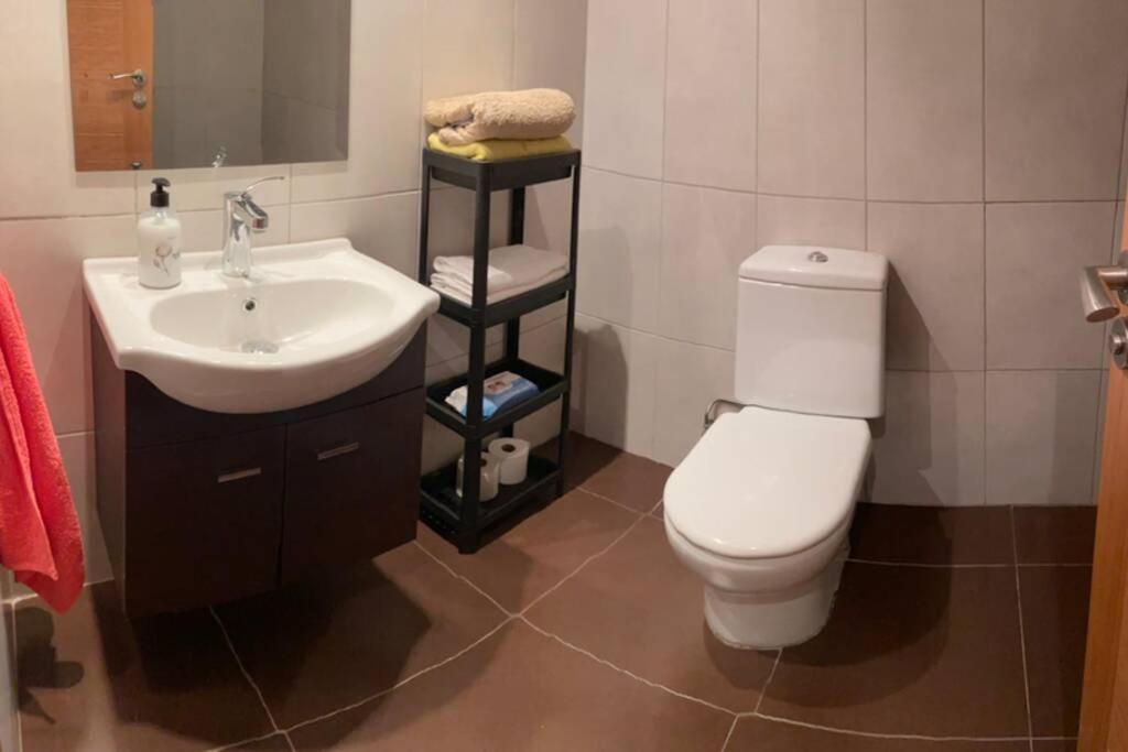 Apartmán Apartamento Con Gran Jardin Privado Figueres  Exteriér fotografie